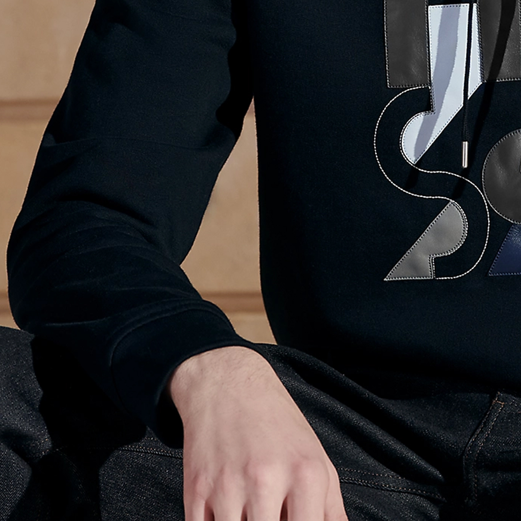 Details for Sudadera con Capucha Azul Marino HERMES SS24 con Logo Patch. H457800HA01