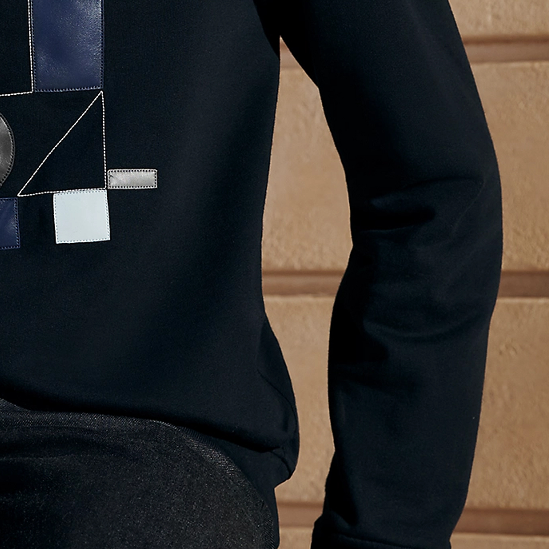 Sizing Sudadera con Capucha Azul Marino HERMES SS24 con Logo Patch. H457800HA01