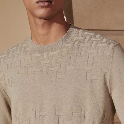 HERMES SS24 Kuning Pasir Knit Sweater Logo Timbul Lengan Panjang. H457165HA1W Shop HERMES SS24 Kuning Pasir Knit Sweater Logo Timbul Lengan Panjang. H457165HA1W