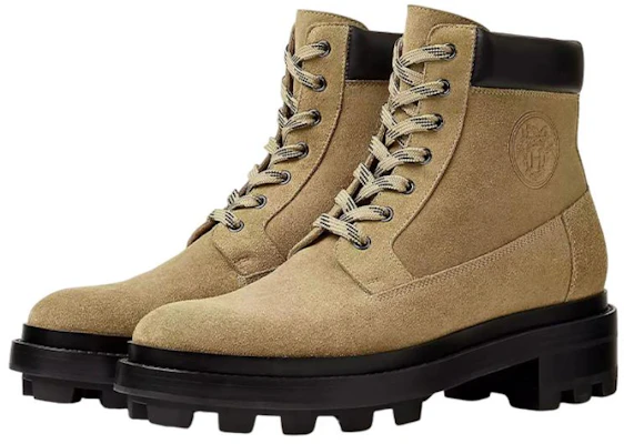 HERMES Suède Enkelboots met Riem ''Bruin'' H222968Z-HBK Lookbook HERMES Suède Enkelboots met Riem ''Bruin'' H222968Z-HBK