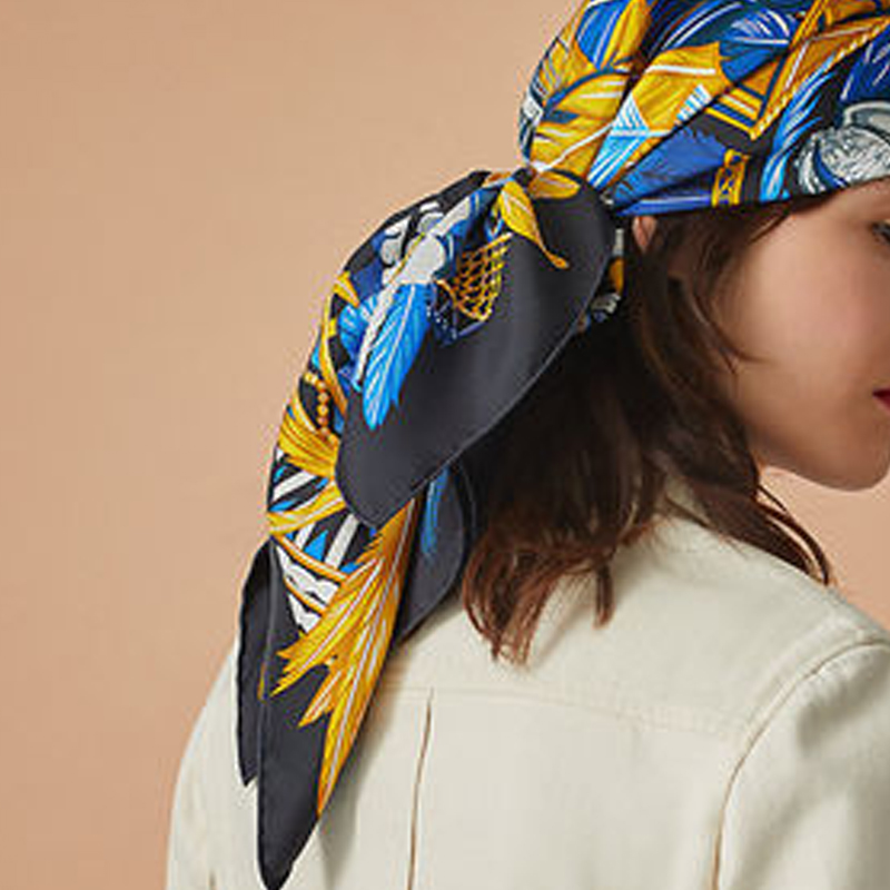 HERMES Taiping Dance 90cm Feather Scarf in Black. H003572S-07 圖 3