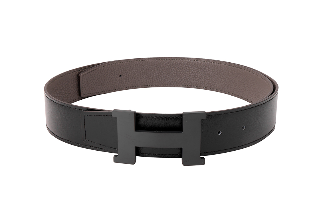 Lookbook HERMES Sabuk Kulit Togo Reversible Hitam/Abu-abu 3.8cm untuk Pria. H081106CH89-H077971CAAG