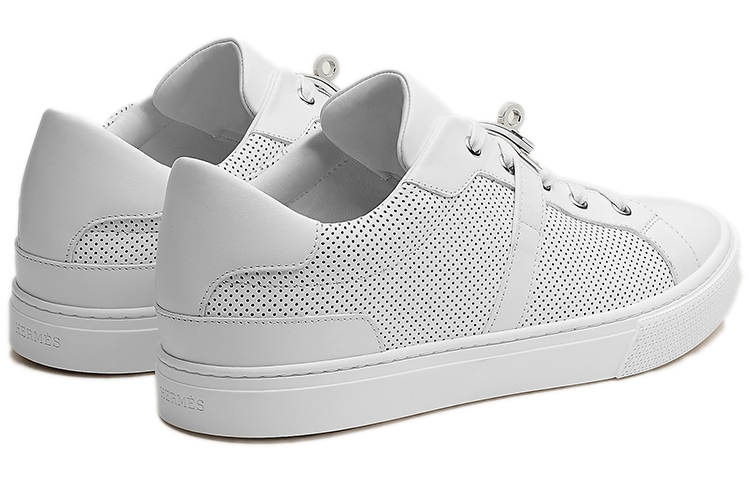 Shop Baskets HERMÈS ''Blanc Casual Cuir de Veau'' H221889Z-H9