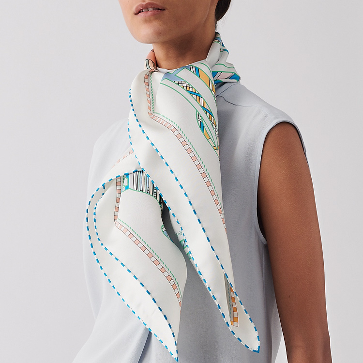 HERMES Twists and Tartan 90cm Double-Sided Scarf Light Blue/White H903865S-05 圖 5
