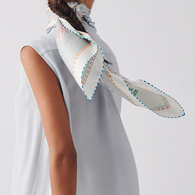 HERMES Twists and Tartan 90cm Double-Sided Scarf Light Blue/White H903865S-05 圖 6