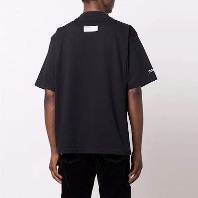 헤론 프레스턴 FW21 블랙 알파벳 자수 반팔 티셔츠. HMAA021F21JER0021001 Purchase 헤론 프레스턴 FW21 블랙 알파벳 자수 반팔 티셔츠. HMAA021F21JER0021001