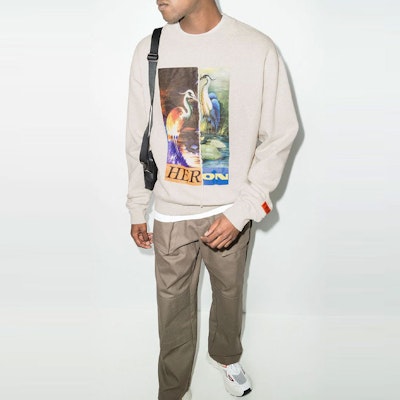 Sudadera Heron Preston FW21 Split Heron Crewneck Hombre Off-White. HMBA018F21JER0010822 Lookbook Sudadera Heron Preston FW21 Split Heron Crewneck Hombre Off-White. HMBA018F21JER0010822
