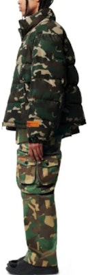 헤론 프레스턴 FW22 카모 프린트 오버사이즈 코튼 자켓 남성. HMED010F22FAB0025900 Purchase 헤론 프레스턴 FW22 카모 프린트 오버사이즈 코튼 자켓 남성. HMED010F22FAB0025900