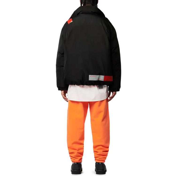 Purchase 헤론 프레스톤 FW22 레터 프린트 스탠드 칼라 재킷 블랙 남성웨어. HMED012F22FAB0011000