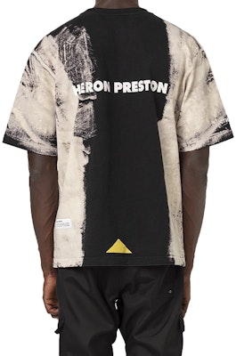 헤론 프레스턴 x 카터필러 그래픽 패치 반팔 티셔츠 블랙/화이트 남성용 HMAA019F20JER0051201 Purchase 헤론 프레스턴 x 카터필러 그래픽 패치 반팔 티셔츠 블랙/화이트 남성용 HMAA019F20JER0051201