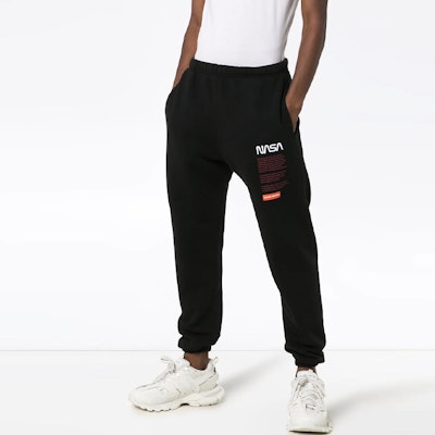 헤론 프레스턴 x NASA 블랙 슬림 스웻팬츠 유니섹스 콜라보레이션 HMCH005F198080201088 Purchase 헤론 프레스턴 x NASA 블랙 슬림 스웻팬츠 유니섹스 콜라보레이션 HMCH005F198080201088
