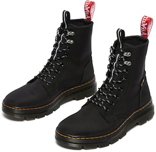 Bota Utilitaria Herschel Supply Co. x Dr. Martens Combs 2 'Negra' 27403001 Lookbook Bota Utilitaria Herschel Supply Co. x Dr. Martens Combs 2 'Negra' 27403001