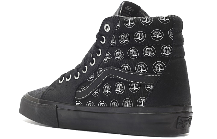 Lookbook Highs & Lows x Vans Sk8-Hi LX「10週年紀念套裝」VN000KXIJIJ