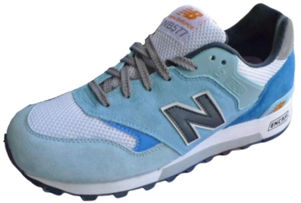 Highs and Lows x New Balance 577 'Siang dan Malam' CM577DA Lookbook Highs and Lows x New Balance 577 'Siang dan Malam' CM577DA