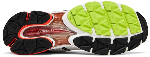 Highsnobiety x Saucony ProGrid Triumph 4 "银色" S70821-2 Shop Highsnobiety x Saucony ProGrid Triumph 4 "银色" S70821-2