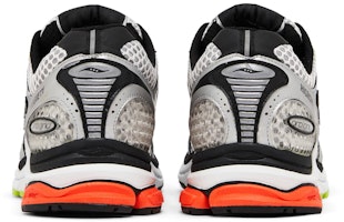 Highsnobiety x Saucony ProGrid Triumph 4 "银色" S70821-2 Details for Highsnobiety x Saucony ProGrid Triumph 4 "银色" S70821-2