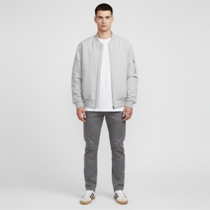 柴田光 x adidas originals GAZELLE INDOOR 舒適百搭 防滑耐磨 低幫 板鞋 男女同款 白黑色 Lookbook 柴田光 x adidas originals GAZELLE INDOOR 舒適百搭 防滑耐磨 低幫 板鞋 男女同款 白黑色