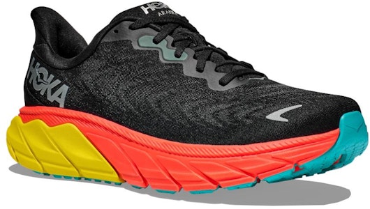 HOKA Arahi 6 'Negro Llama' 1123194-BFLM Lookbook HOKA Arahi 6 'Negro Llama' 1123194-BFLM