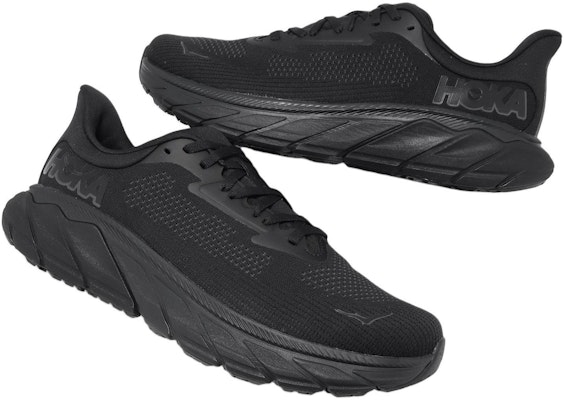 HOKA Arahi 7 2E Wide 'Hitam' 1147870-BBLC Lookbook HOKA Arahi 7 2E Wide 'Hitam' 1147870-BBLC