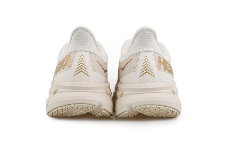Shop HOKA Clifton 7 'Almond Milk Bronze' Lelaki/Wanita Kasut Sukan 1110508-AMBN
