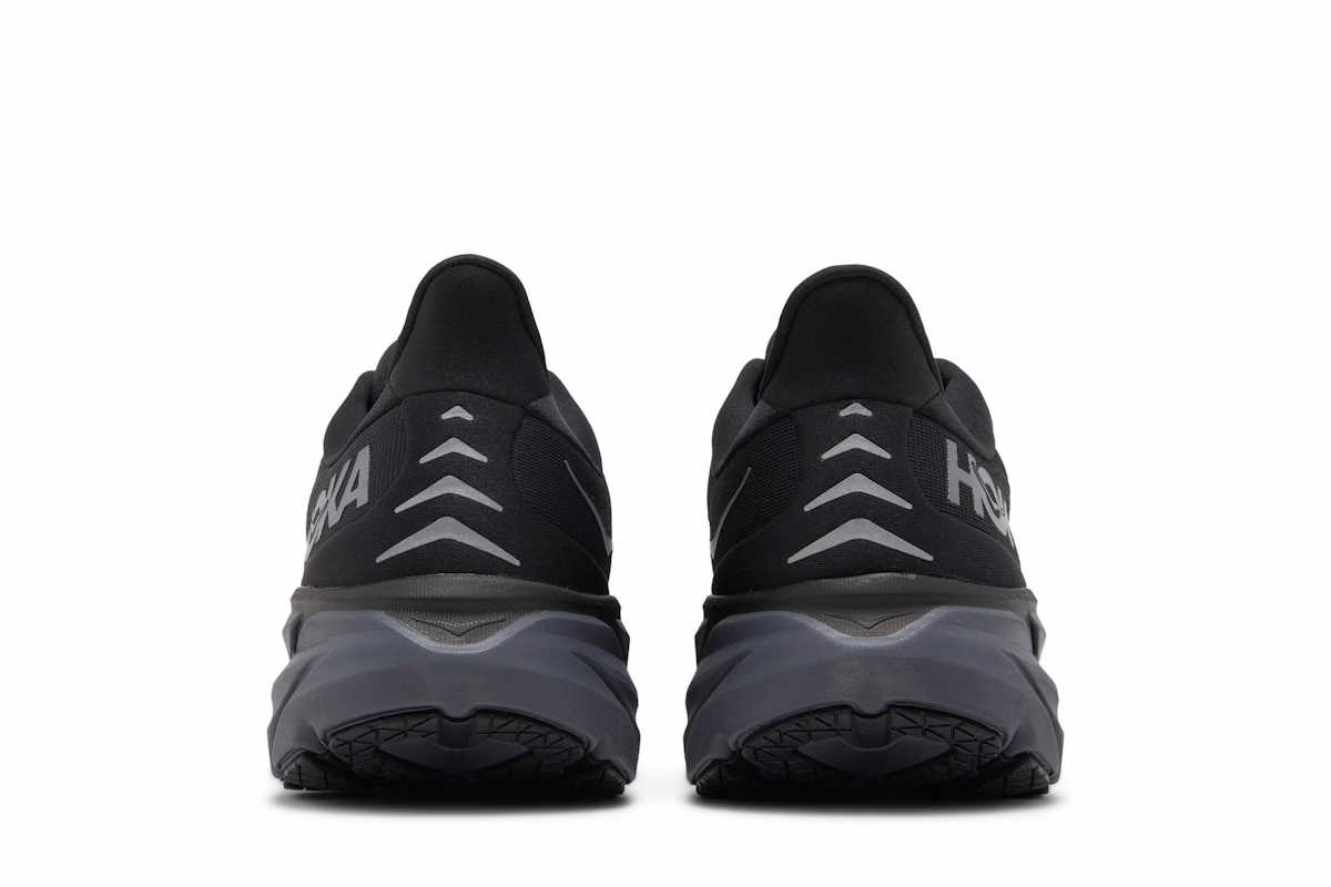 HOKA Clifton 8 'Black'