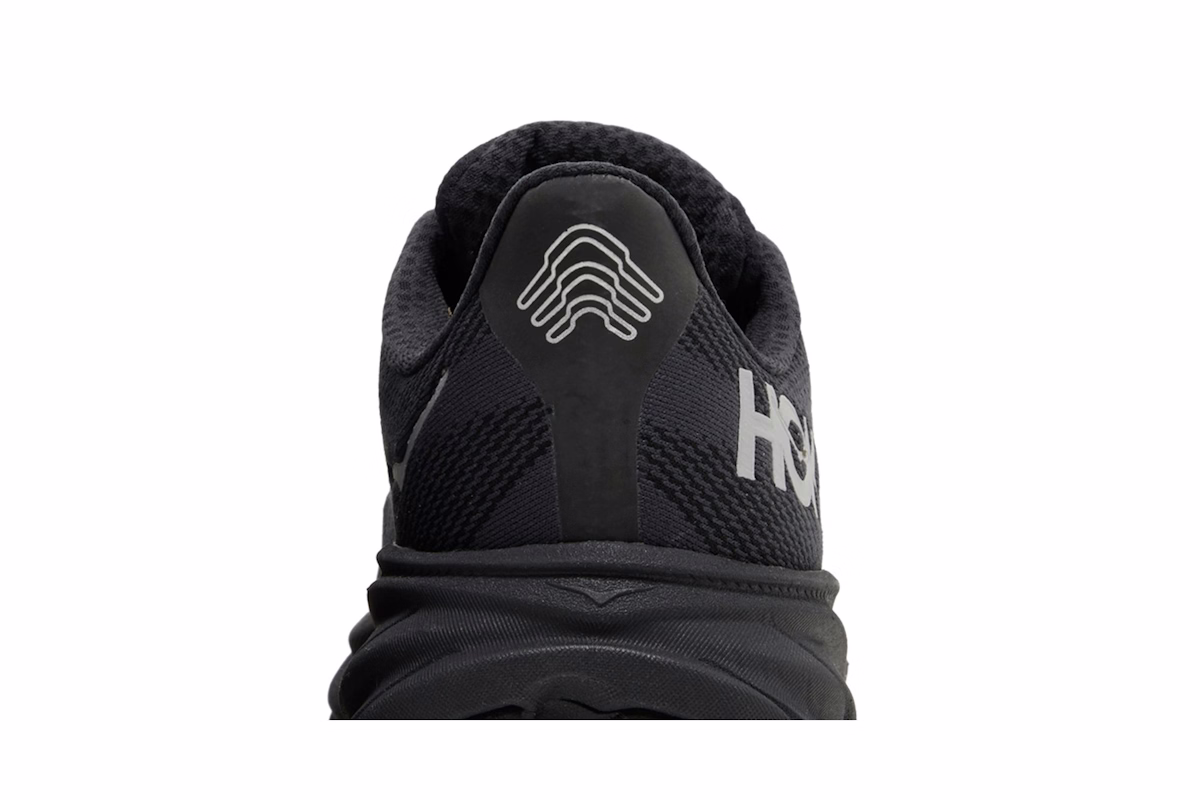HOKA Clifton 9 GORE-TEX 'Triple Black'
