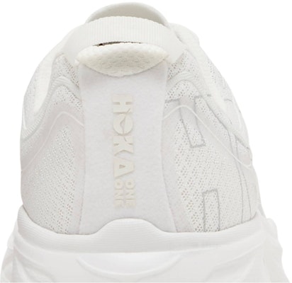 HOKA ONE ONE 耐磨透氣 低筒 跑步鞋 男女款 白色 Sizing HOKA ONE ONE 耐磨透氣 低筒 跑步鞋 男女款 白色