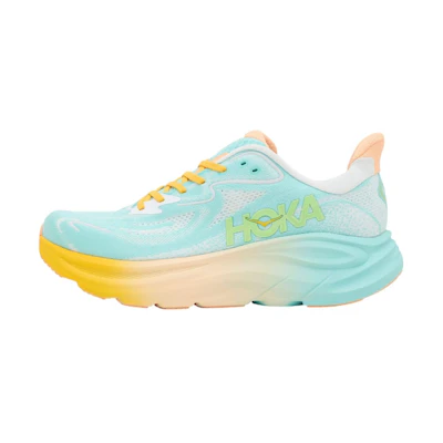 HOKA ONE ONE Clifton 10 'Run Club Pack'