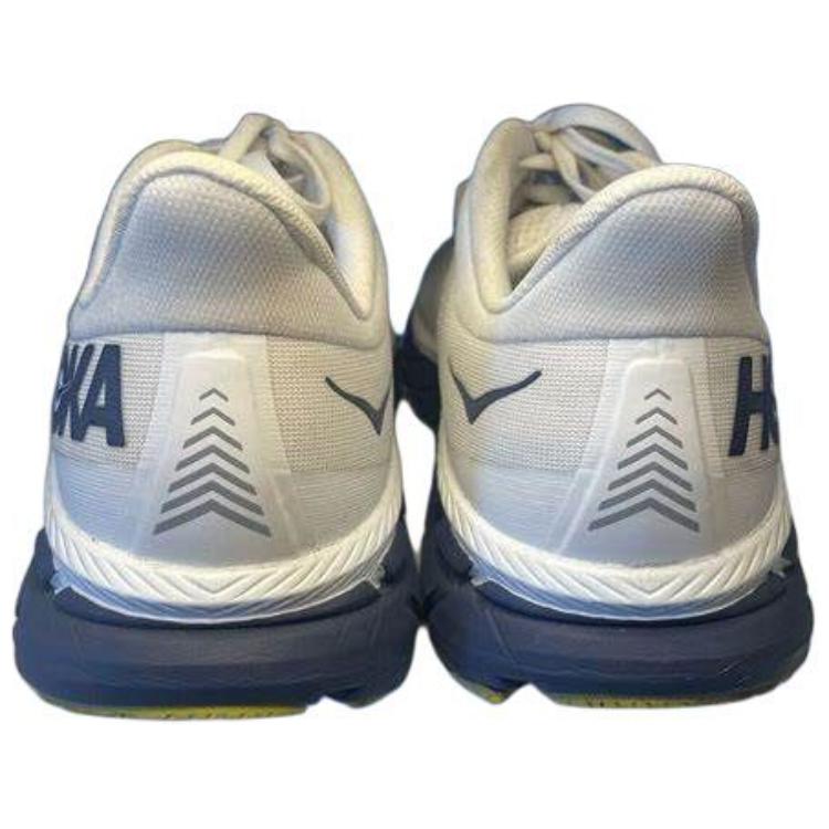 Shop HOKA ONE ONE Clifton 7 舒適 低幫 跑步鞋 男女同款 白色