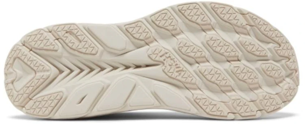 HOKA ONE ONE Clifton 7 低幫跑步鞋 白金色 Shop HOKA ONE ONE Clifton 7 低幫跑步鞋 白金色