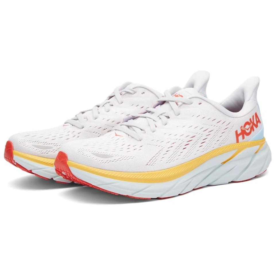 Lookbook HOKA One One Clifton 8 云雾黄红色跑鞋 1119393-NCBDB