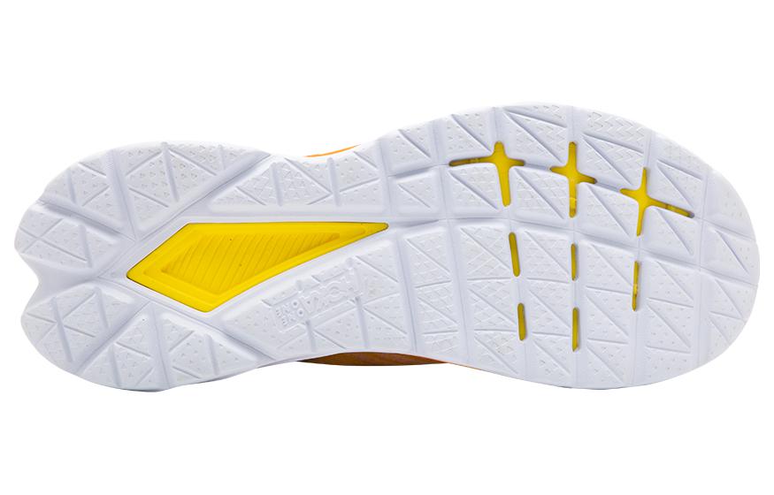 Shop HOKA ONE ONE Mach 5 馬赫5 競速公路 防滑耐磨透氣 低筒 跑步鞋 米黃藍