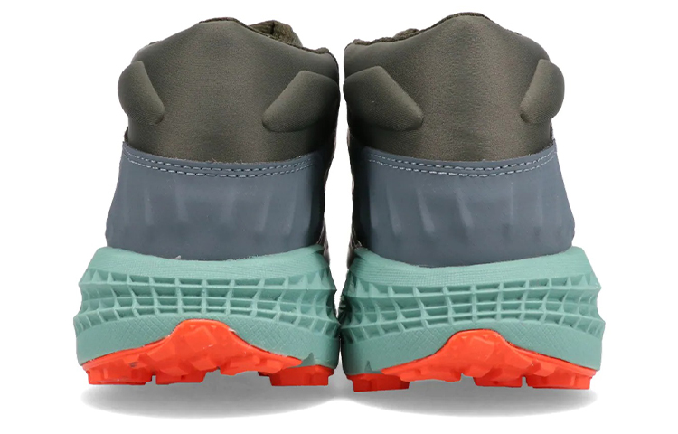 Shop HOKA ONE ONE Speedgoat Mid WP 中幫 越野跑步鞋 男款 灰色