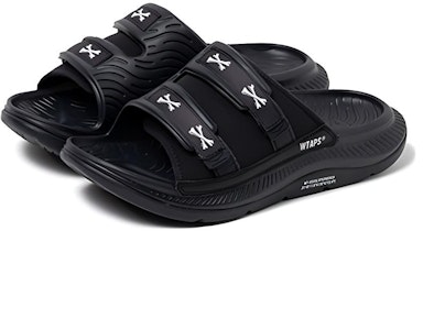 호카 오네오네 x WTAPS 오라 럭스 '블랙' 241DZ43D-FW02S-BLK Lookbook 호카 오네오네 x WTAPS 오라 럭스 '블랙' 241DZ43D-FW02S-BLK