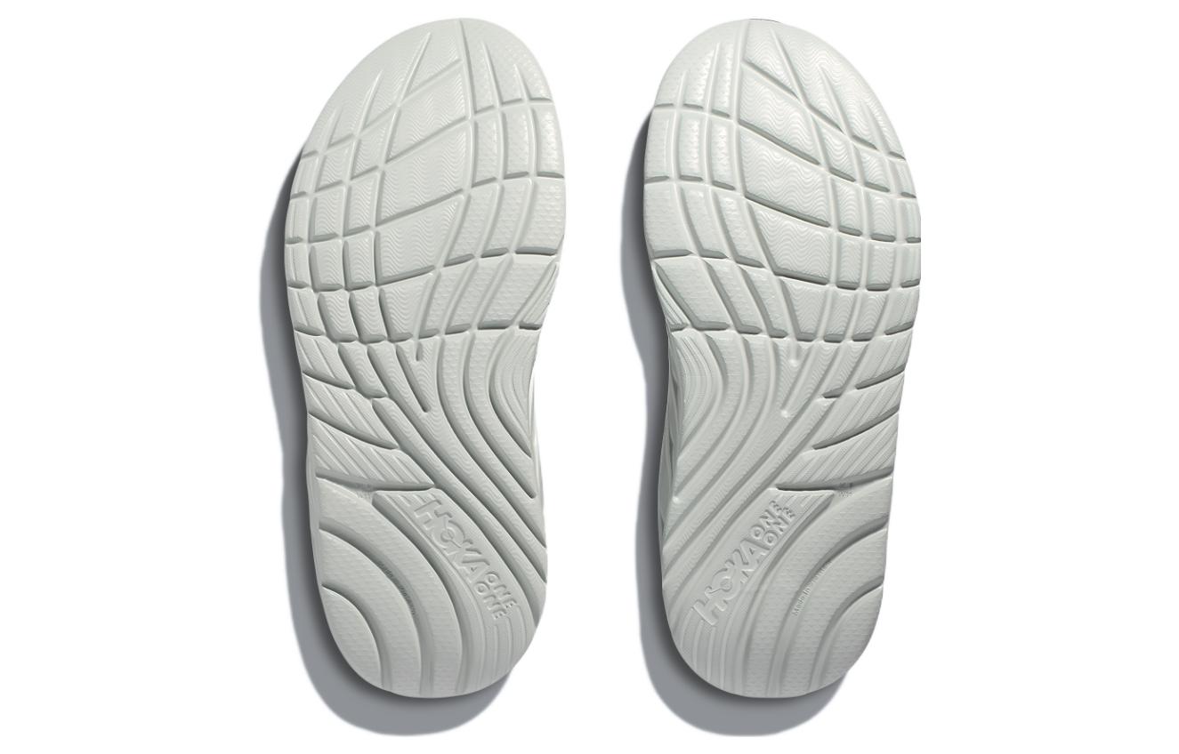 Shop HOKA ONE ONE ORA恢復翻轉 運動拖鞋 男款 灰色