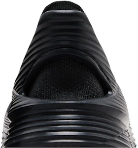 HOKA Restore TC 'Hitam' 1134532-BBLC Sizing HOKA Restore TC 'Hitam' 1134532-BBLC