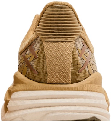 HOKA Stinson 7 'Wheat' 1141530-WHF Sizing HOKA Stinson 7 'Wheat' 1141530-WHF