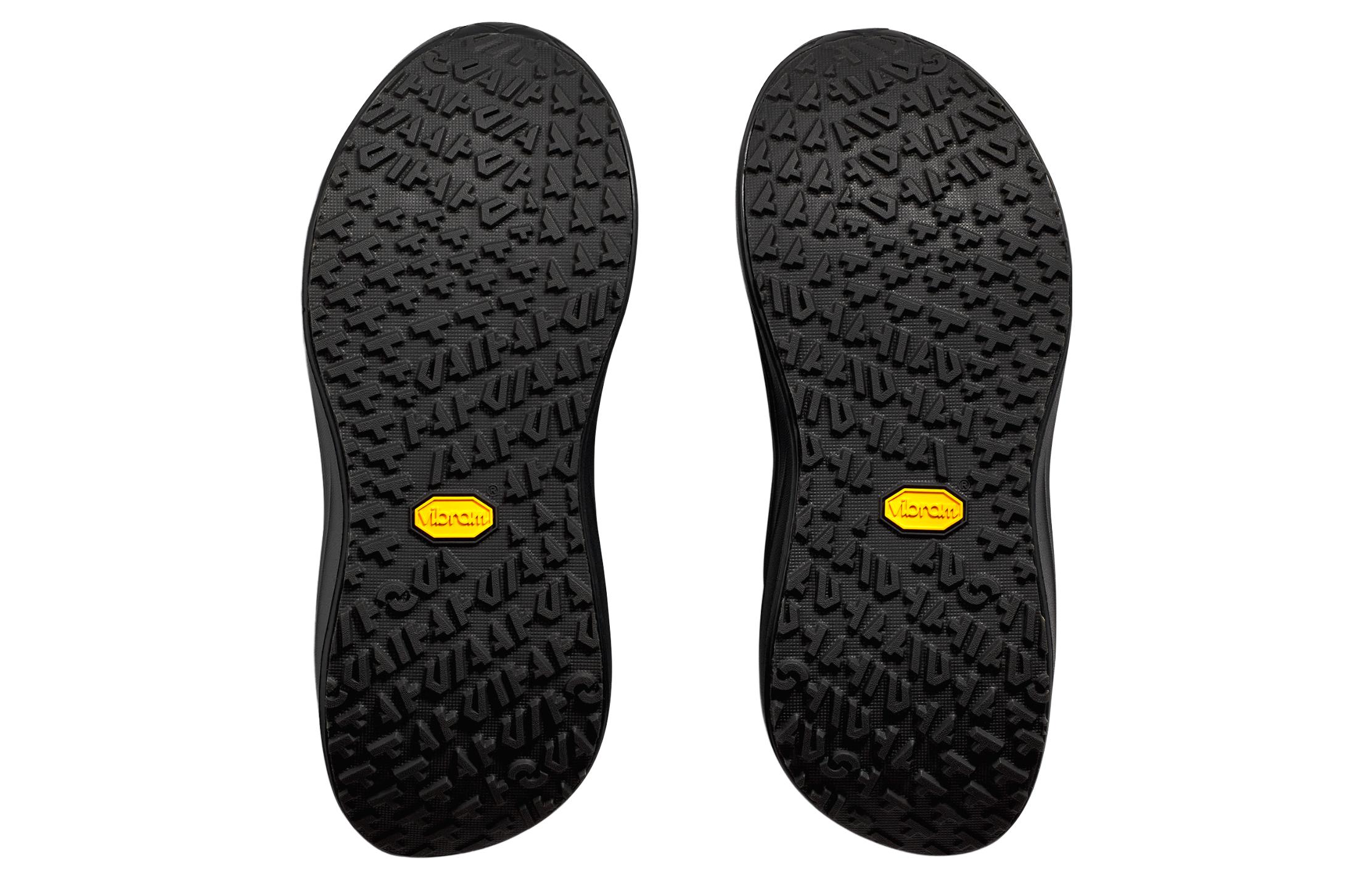 Shop HOKA TC 1.0 'Triple Black' Zapatillas Negras Totales 1131058-BBLC