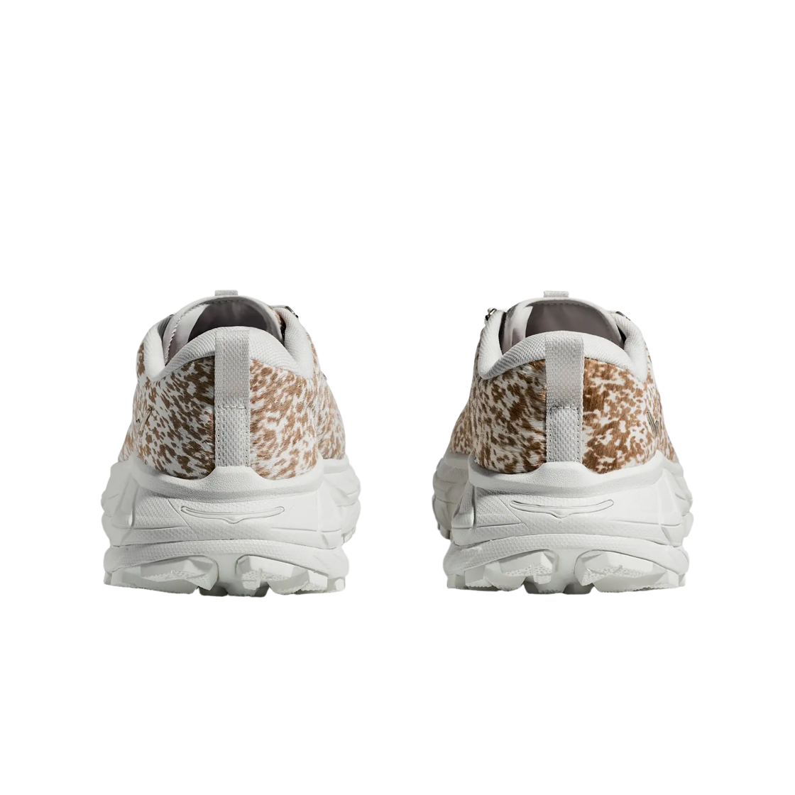Lookbook HOKA Tor Summit+ ''Estampado de Vaca Blanco'' 1183010-WYX