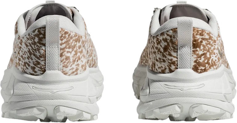 HOKA Tor Summit+ ''Estampado de Vaca Blanco'' 1183010-WYX Lookbook HOKA Tor Summit+ ''Estampado de Vaca Blanco'' 1183010-WYX