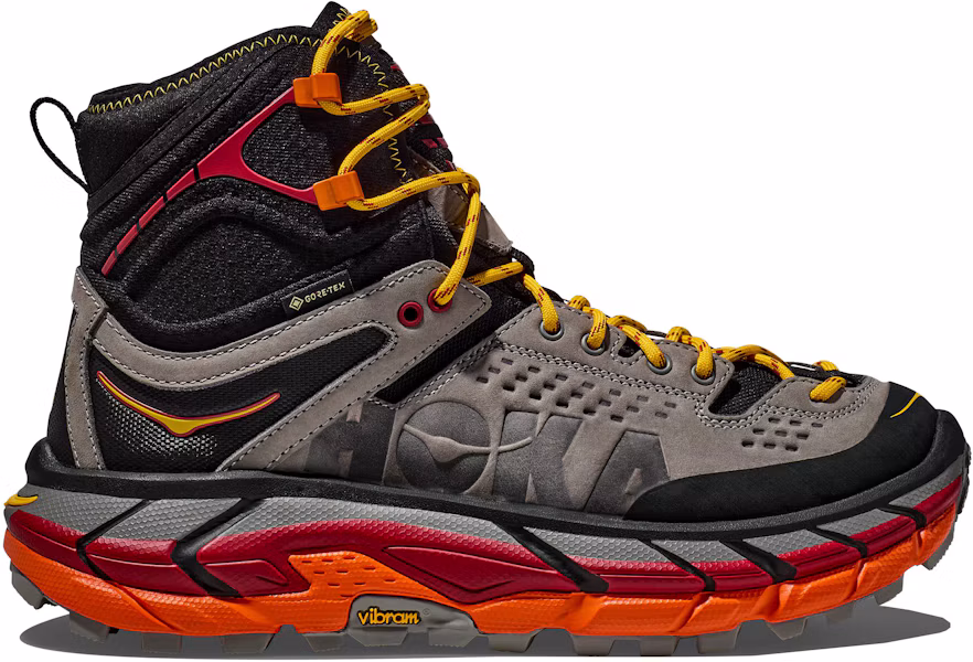 HOKA Tor Ultra High GORE-TEX 'Black Chili Pepper' Hitam Cili 1129958-BCPPP Lookbook HOKA Tor Ultra High GORE-TEX 'Black Chili Pepper' Hitam Cili 1129958-BCPPP