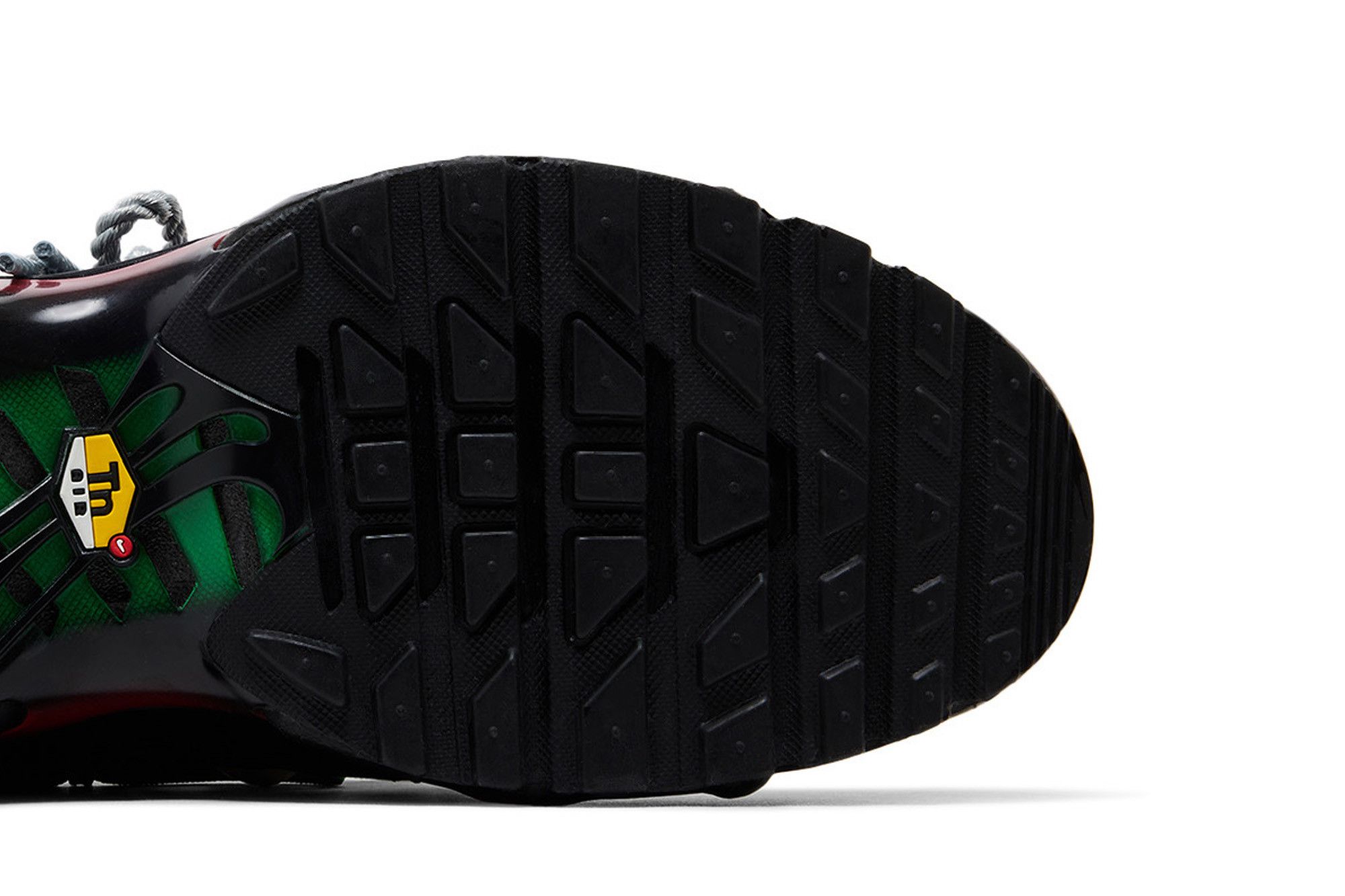 Purchase Homecoming x Nike Air Max Plus ''Hitam Merah Universitas Hijau Court'' IM4960-001