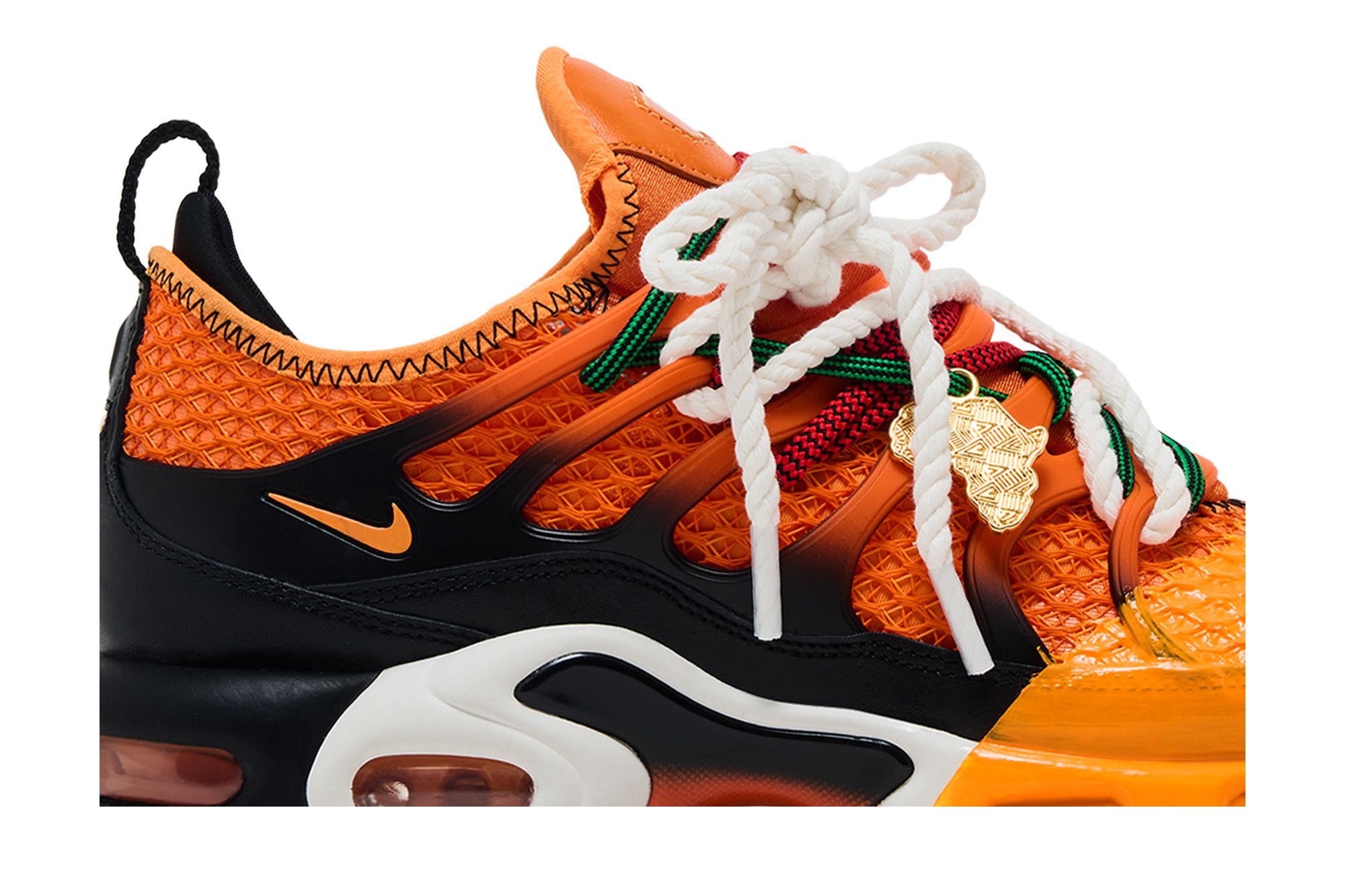 Order Homecoming x Nike Air Max Plus ''Orange Safety Black Mandarin Terang'' IM4960-800