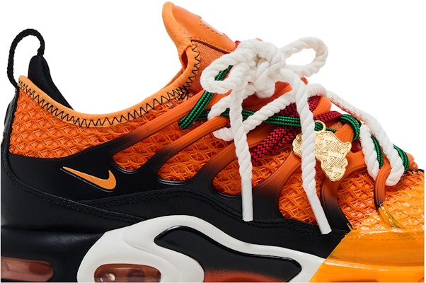 Homecoming x Nike Air Max Plus ''Orange Safety Black Mandarin Terang'' IM4960-800 Order Homecoming x Nike Air Max Plus ''Orange Safety Black Mandarin Terang'' IM4960-800