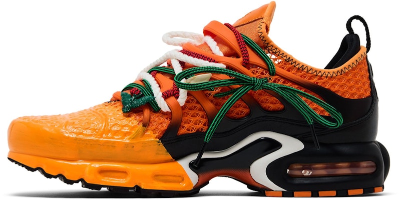Homecoming x Nike Air Max Plus ''Orange Safety Black Mandarin Terang'' IM4960-800 Lookbook Homecoming x Nike Air Max Plus ''Orange Safety Black Mandarin Terang'' IM4960-800