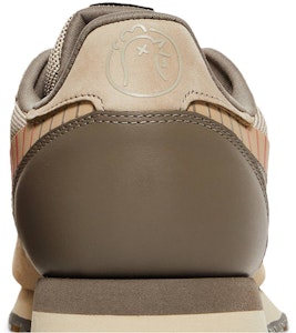 Hot Ones x Reebok 经典皮革系列 '斯科维尔等级' H68850 Sizing Hot Ones x Reebok 经典皮革系列 '斯科维尔等级' H68850