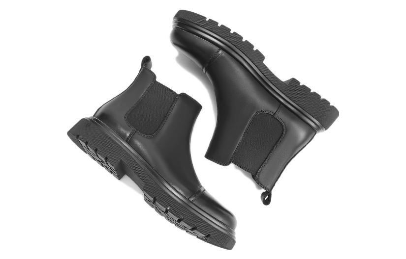 Shop Hotwind 切爾西靴 '英倫黑色風格' H96M2806