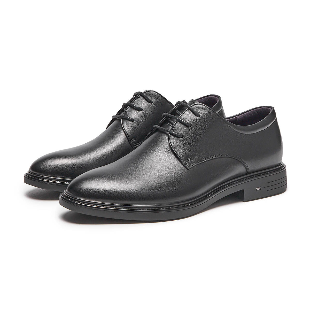 Shop ホットウィンド クラシックドレスシューズ 'ブラックヴィンテージレザー' H43M3717