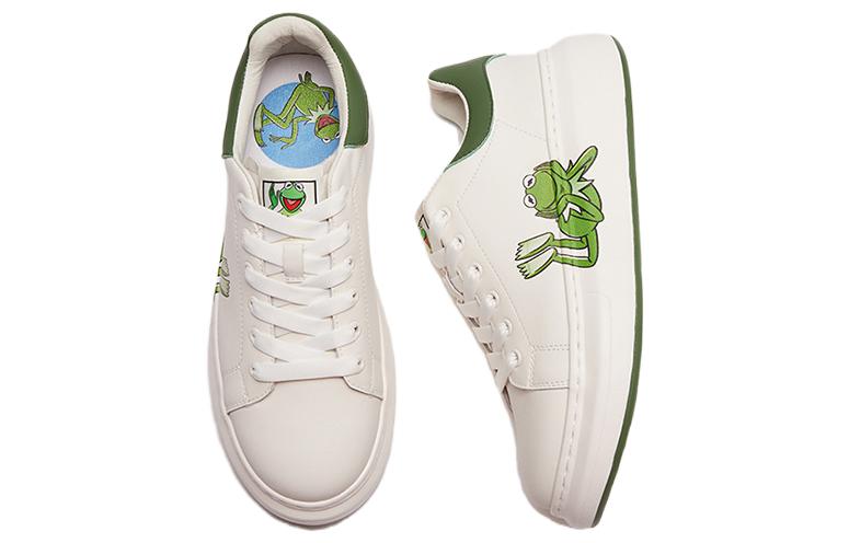 Shop ホットウィンド ディズニー x ロートップスニーカー 'ホワイトゴースト' H13M3399