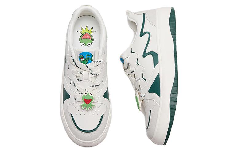 Shop Hotwind Disney x Sepatu Low Top Hijau 'Puppet Phantom' H14M3399